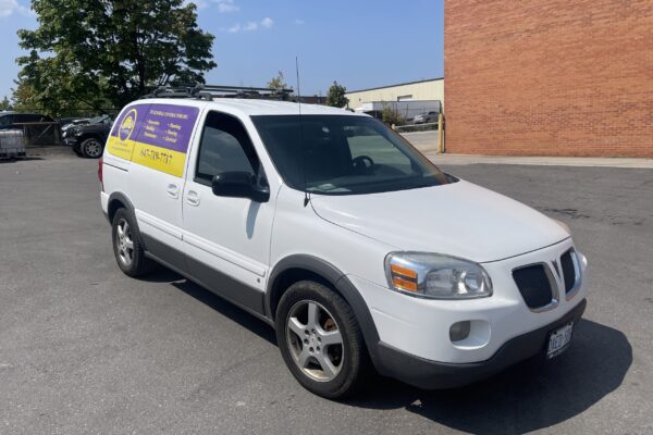 IMG_5038 General contractor work vehicle with branded fleet graphics